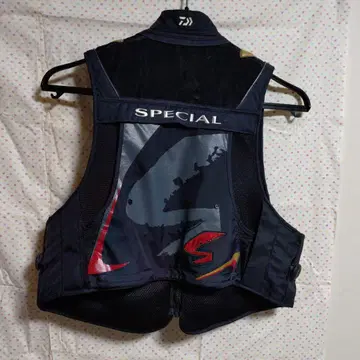 Daiwa SPECIAL 낚시용 조끼