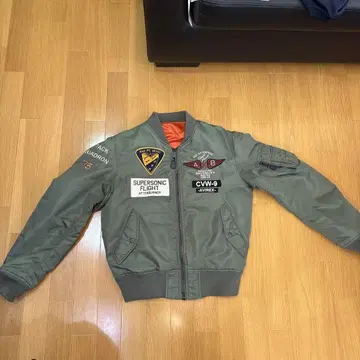 AVIREX CVW-9 MA-1 플라이트 자켓 AVIREX