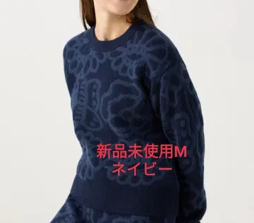 유니클로 마리메꼬 라무 크루넥 스웨터 M 네이비 미사용 새상품