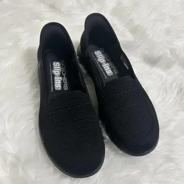 [ 새상품급 ] SKECHERS 슬립인 온더고 플렉스 22.5cm