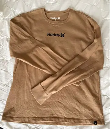 Hurley 베이지 긴팔 T셔츠