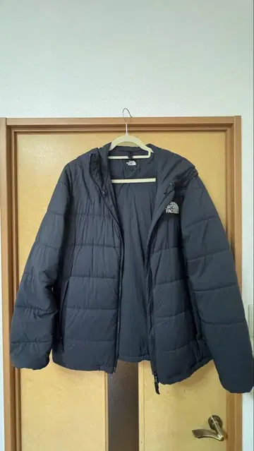 THE NORTH FACE 블랙 다운 자켓