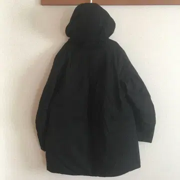 새상품급 유니클로 여성용 다운 코트 다운 자켓 블랙
