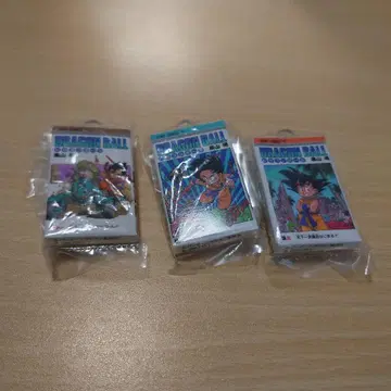드래곤볼 40주년 기념 키링 3종 세트