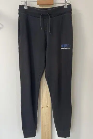 new balance 네이비 스웨트 팬츠