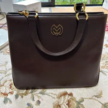 mila schon 브라운 숄더 백 M 로고 포함