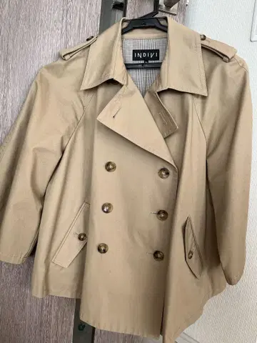 untitled 숏 기장 트렌치코트