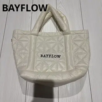 베이플로우 퀼팅 토트백
