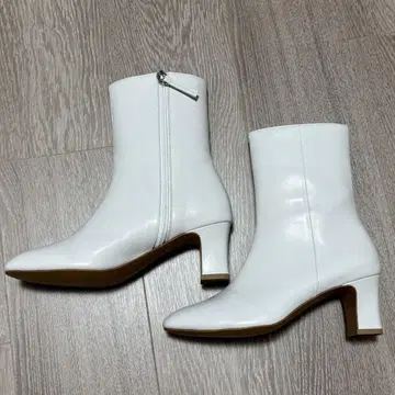 (미사용 새상품) United Arrows 화이트 부츠 36 천연 가죽