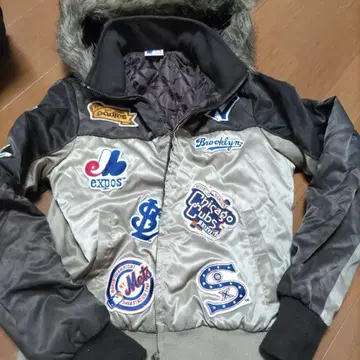 MLB 후드 부착 점퍼