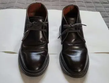 새상품급 레드윙 RED WING 가죽 처카 부츠 포스트맨