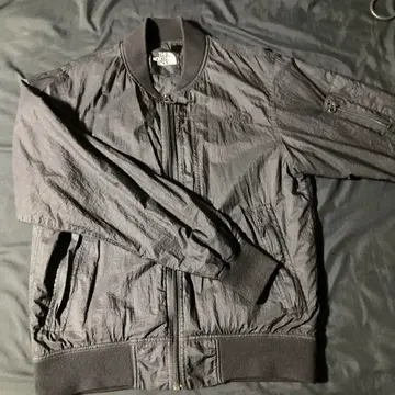THE NORTH FACE 블랙 MA-1 자켓 M