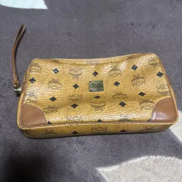 MCM 로고 프린트 클러치백 브라운