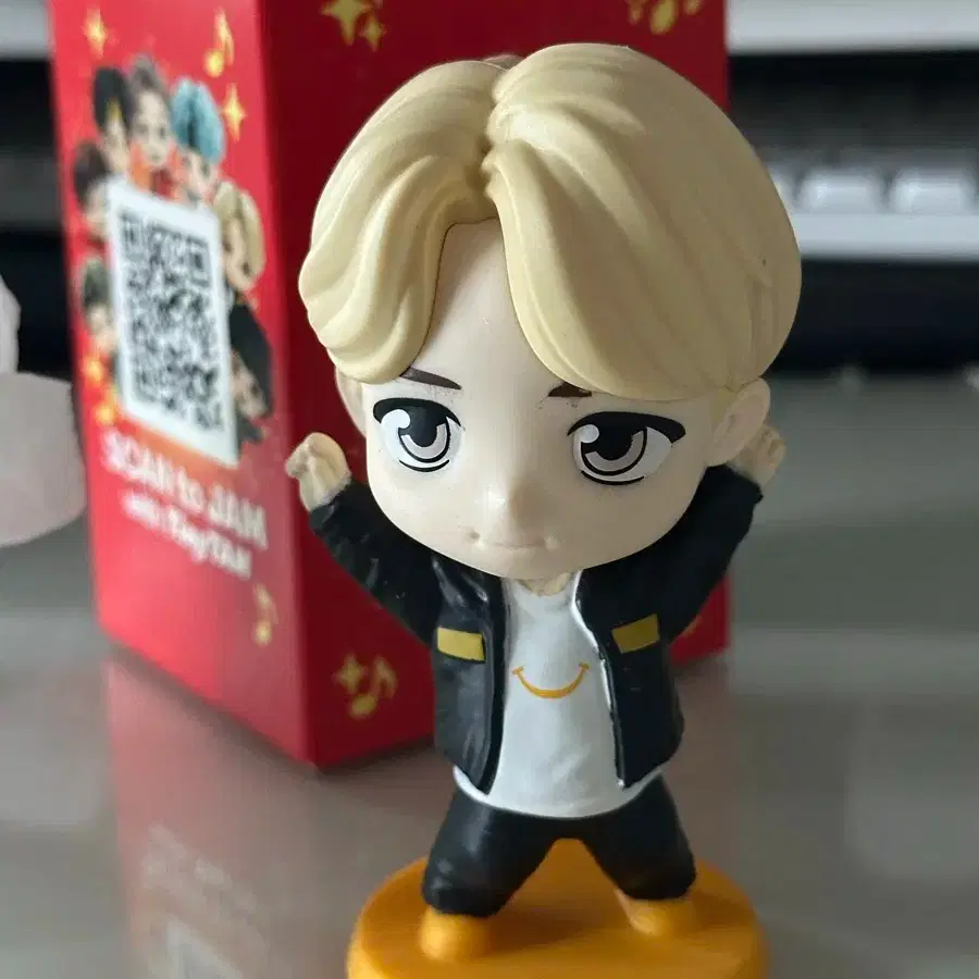 BTS TinyTAN HODIEFiGU フーディフィギュ JIMIN TinyTAN HODIEFiGU