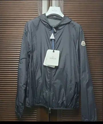 MONCLER 택 포함 새상품 FEGEO 나일론 여성 사이즈 0