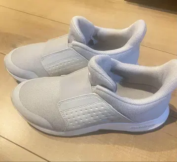 미즈노 mizuno 슬립온 스니커즈 23cm