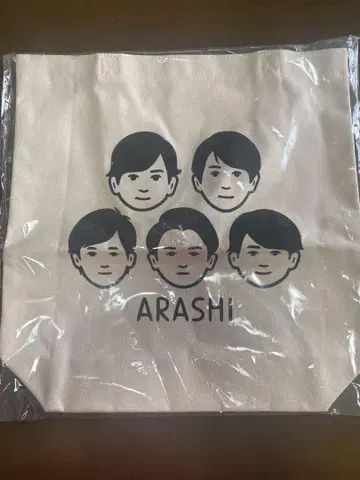 ARASHI 전시회 멤버 얼굴 디자인 토트백