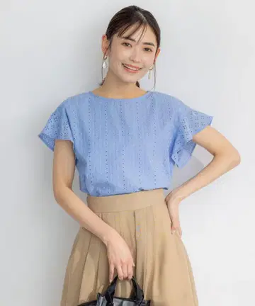 자수 레이스 프렌치 슬리브 블라우스
