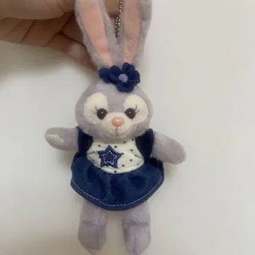 스텔라루 인형 배지 데님 스타일