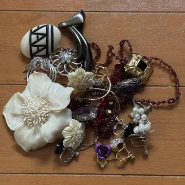 유품 정리 목걸이 귀찌 (빈티지) 브로치 실버