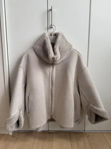 DouDou 리버서블 페이크 무스탕 코트
