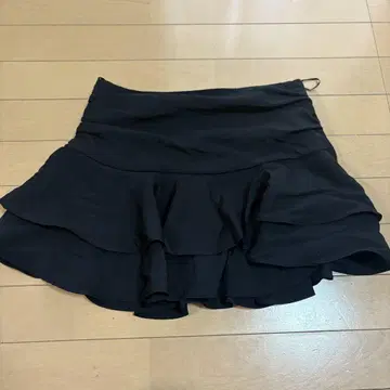 ZARA 블랙 플레어 스커트 XS