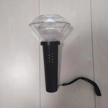 트위스테 브레이징 주얼 응원봉