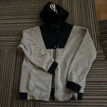 adidas 후드 부착 후드티 그레이/네이비