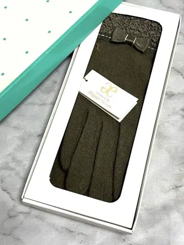 미사용 Elegance 엘레강스 자수 로고 리본 카키 모직 장갑