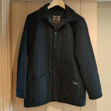LAVENHAM 퀼팅 자켓 울 혼방 M 사이즈 네이비