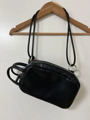 emmi 블랙 숄더백