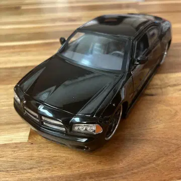 Dodge Charger DUB CITY 미니카 1/24