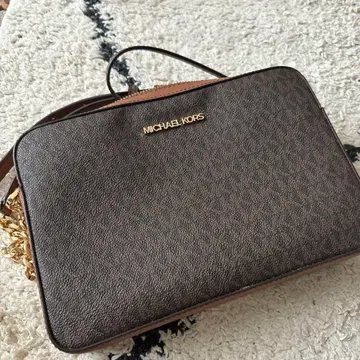 MICHAEL KORS 브라운 숄더백