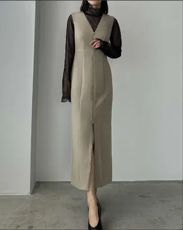[ Louere ] 프론트 더블 지퍼 I 라인 오버롤 스커트