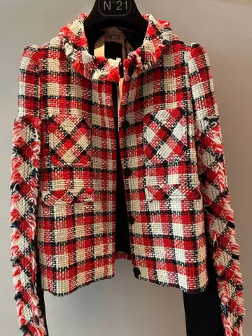 체크 무늬 트위드 자켓