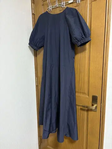 네이비 스트라이프 반팔 A라인 원피스