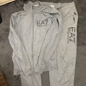 아르마니 셋업 XL 사이즈