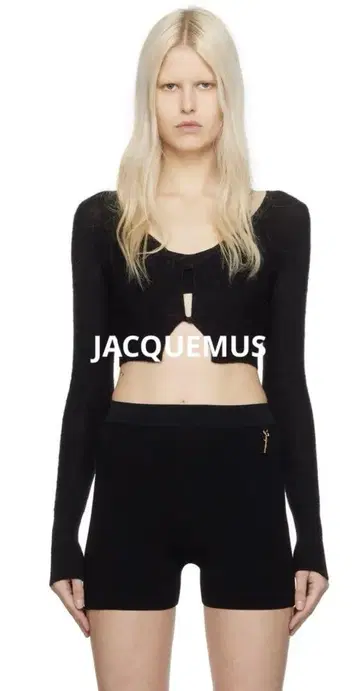 [ 시착만 한 상품 ] jacquemus 크롭 가디건 블랙 32