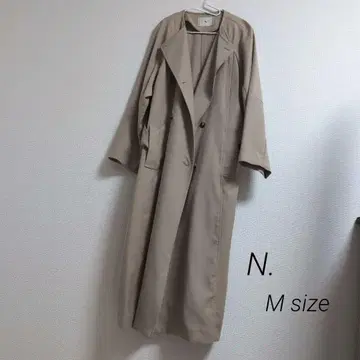 N. 베이지 롱 코트 M