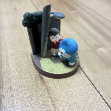 도라에몽 진구(노비타) 피규어