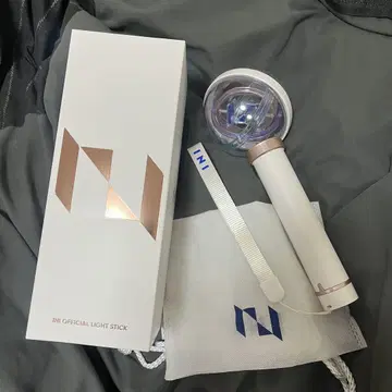 INI 공식 응원봉