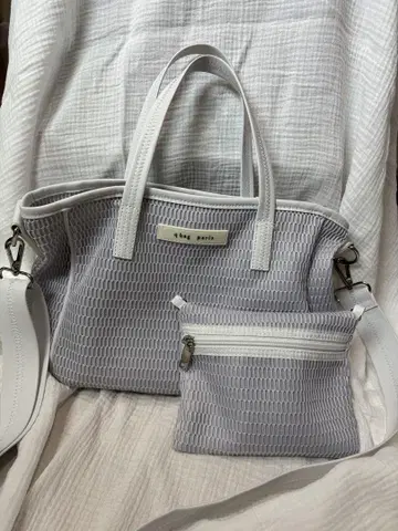[새상품급] q bag paris 그레이 화이트 숄더