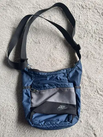 나이키 숄더백 파랑