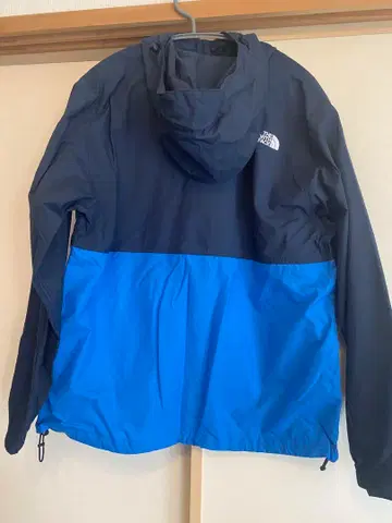 새상품급 THE NORTH FACE 마운틴 후드티