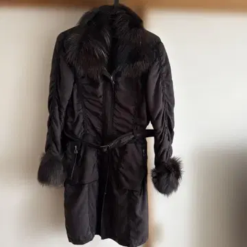 이타리야 퍼 포함 트렌치코트