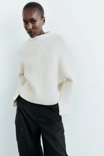 ZARA 리브 편 긴팔 크림색 니트 S