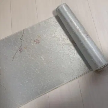 연한 파란색 벚꽃 무늬 기모노 옷감 코마키쇼 기착