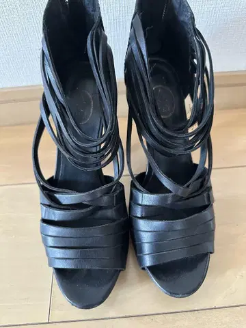 ASH 블랙 스트랩 힐