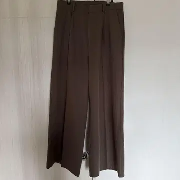 브라운 와이드 팬츠 백 포켓 부착