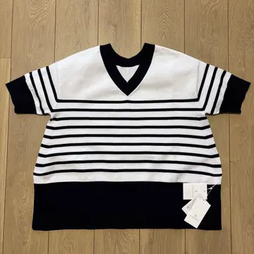 미사용 새상품 UNITED ARROWS 스트라이프 T셔츠